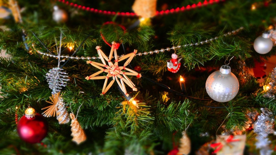 A Hassle-Free Guide to Celebrating Christmas